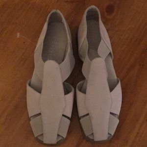 Aerosoles sandles women’s size 6